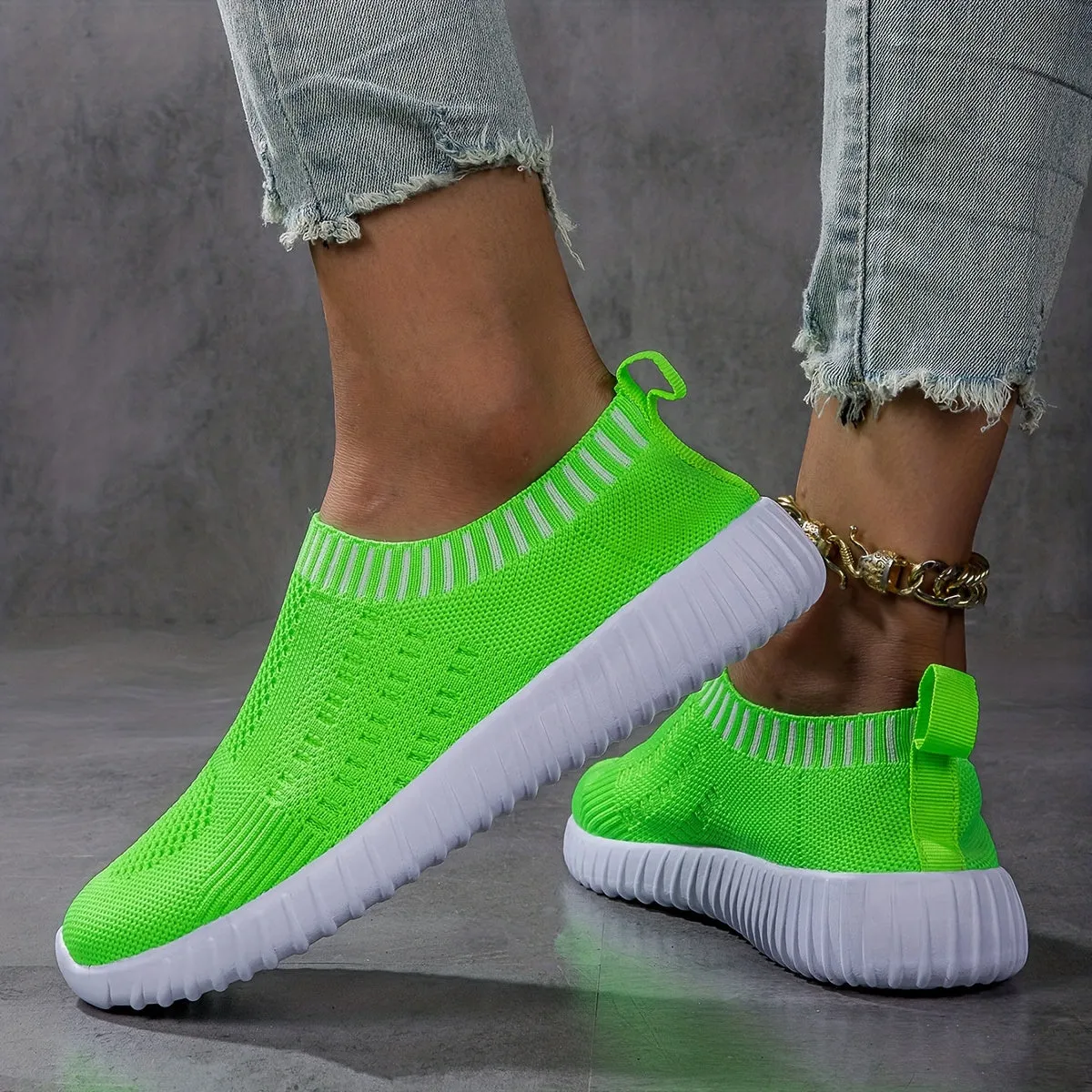 Women's Magenta Casual Sneakers | Low Top Lightweight Shoes