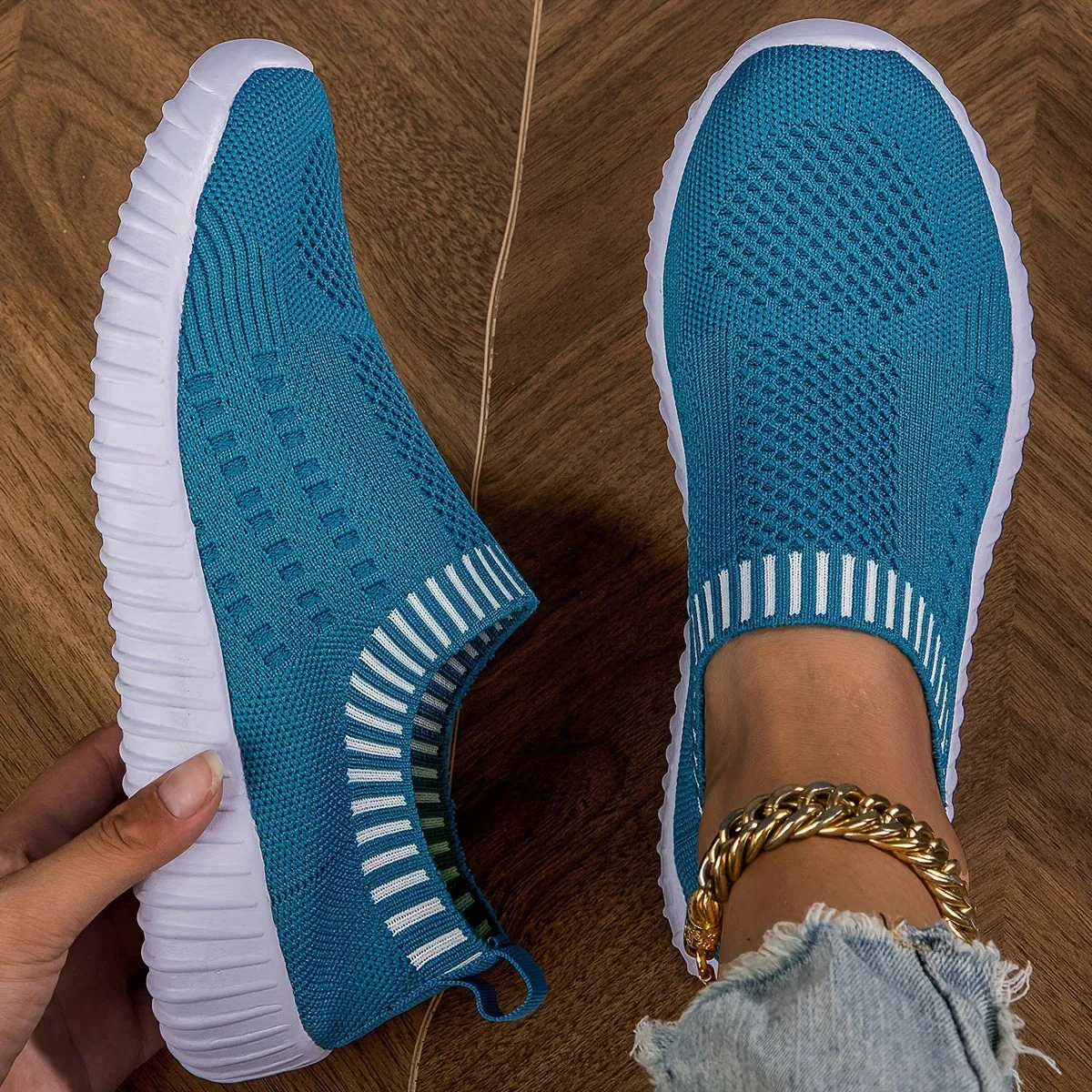 Women's Magenta Casual Sneakers | Low Top Lightweight Shoes